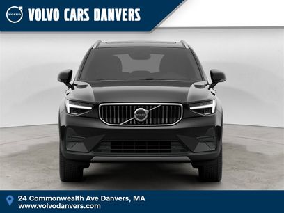 Certified 2025 Volvo XC40 B5 Core