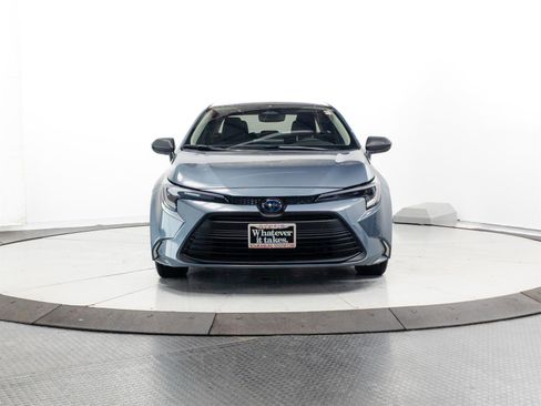 Certified 2024 Toyota Corolla LE w/ LE Convenience Package image 2