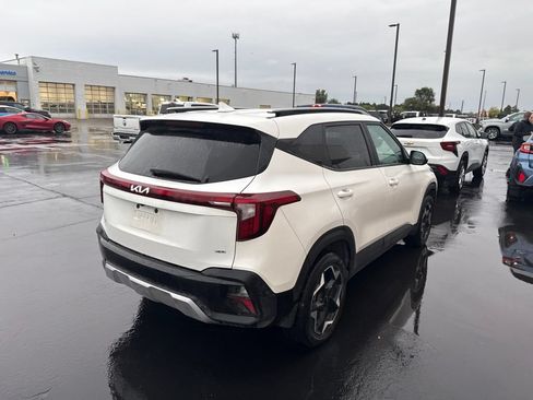 Used 2025 Kia Seltos S AWD/4WD image 4