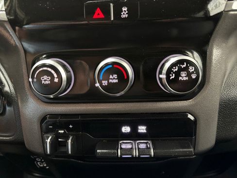 Used 2020 RAM 2500 Big Horn image 21