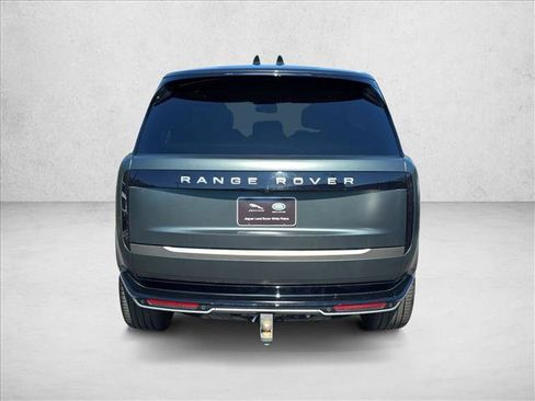 Certified 2024 Land Rover Range Rover SE AWD/4WD image 6