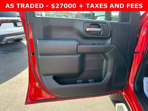 Used 2020 Chevrolet Silverado 2500 Custom w/ Custom Value Package image 12