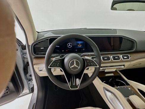New 2026 Mercedes-Benz GLE 450e 4MATIC image 12