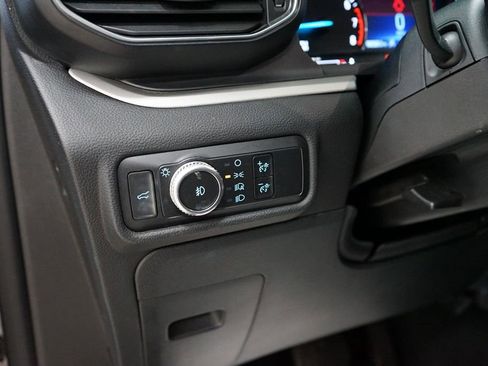 Used 2020 Ford Explorer XLT w/ Equipment Group 202A AWD/4WD image 29