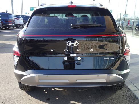 New 2026 Hyundai Kona Limited image 4