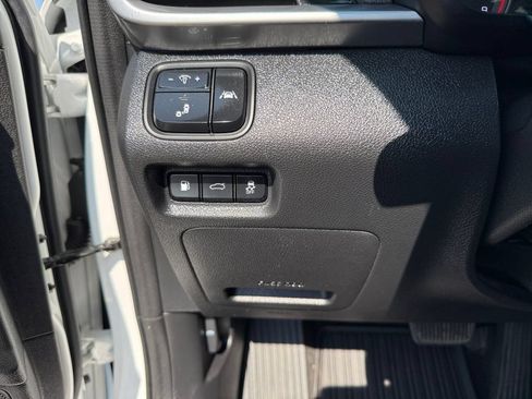 Used 2020 Kia Optima Premium FWD image 26