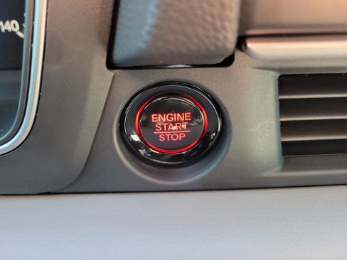 New 2025 Honda Pilot EX-L image 14