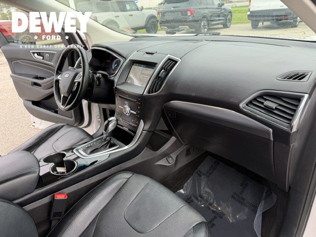 Used 2017 Ford Edge Titanium w/ Equipment Group 301A AWD/4WD image 41