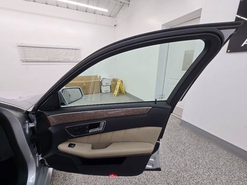 Used 2011 Mercedes-Benz E 350 Sedan image 28