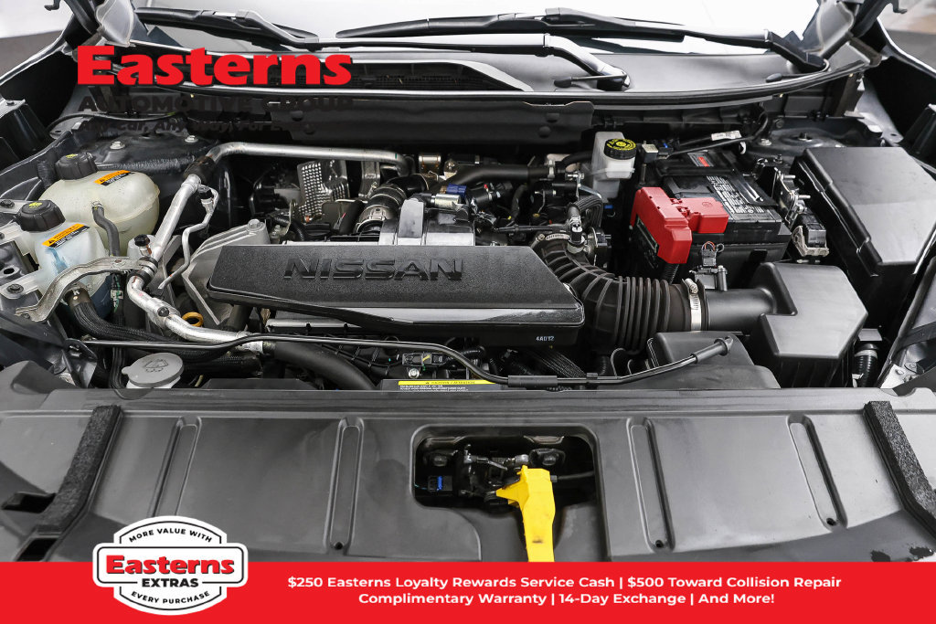 Used 2024 Nissan Rogue S AWD/4WD image 8