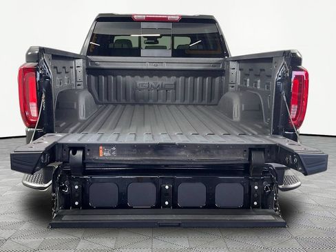 Used 2026 GMC Sierra 1500 SLT w/ SLT Premium Plus Package AWD/4WD image 5