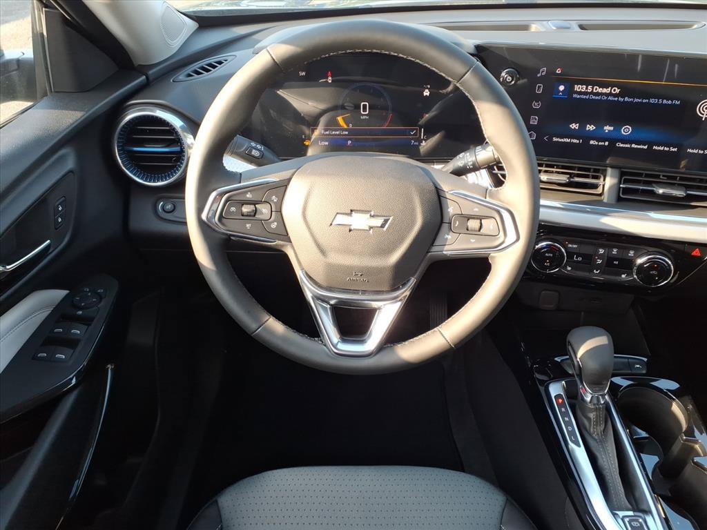 New 2026 Chevrolet Trax LT w/ Driver Confidence Package FWD image 23