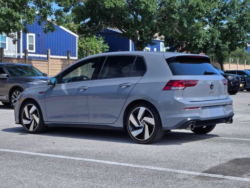 Used 2022 Volkswagen GTI SE FWD image 4