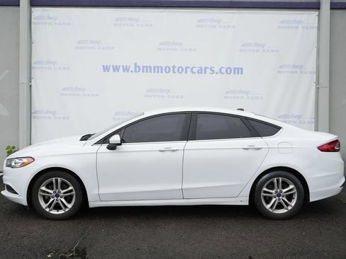 Used 2018 Ford Fusion SE FWD image 8