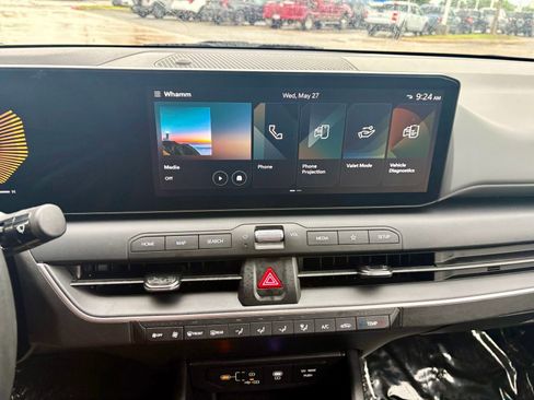 Used 2025 Kia K4 FWD image 16