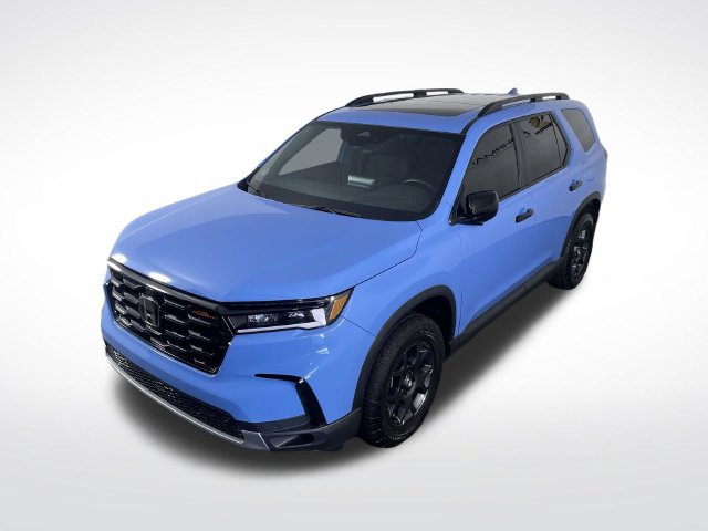 Used 2025 Honda Pilot TrailSport image 44