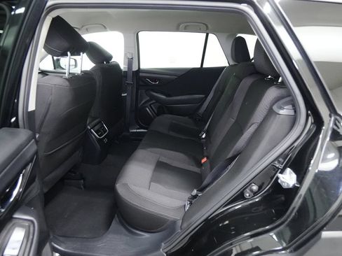 Used 2023 Subaru Outback Premium AWD/4WD image 17
