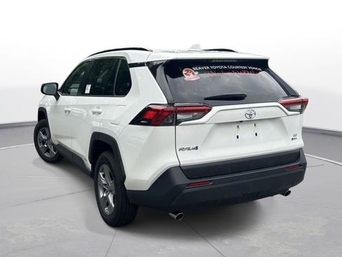 Certified 2025 Toyota RAV4 LE AWD/4WD image 8