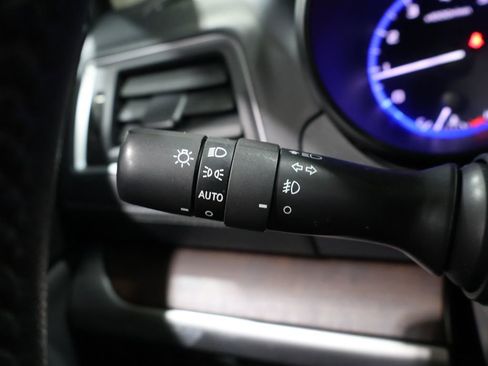 Used 2019 Subaru Outback 2.5i Limited w/ Popular Package #2 image 36