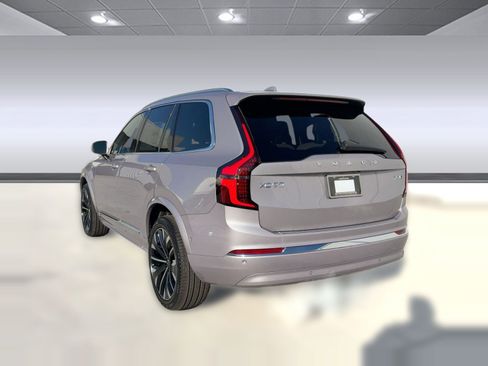 New 2026 Volvo XC90 B6 Plus w/ Protection Package Premier image 3