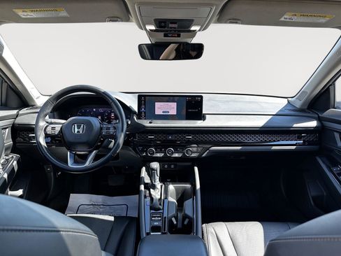 Used 2024 Honda Accord Touring image 23