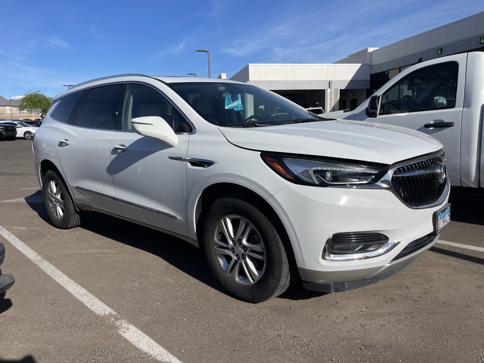 Used 2020 Buick Enclave Essence AWD/4WD image 3