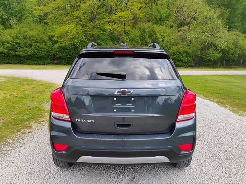 Used 2021 Chevrolet Trax LT w/ Premium Seat Package AWD/4WD image 5