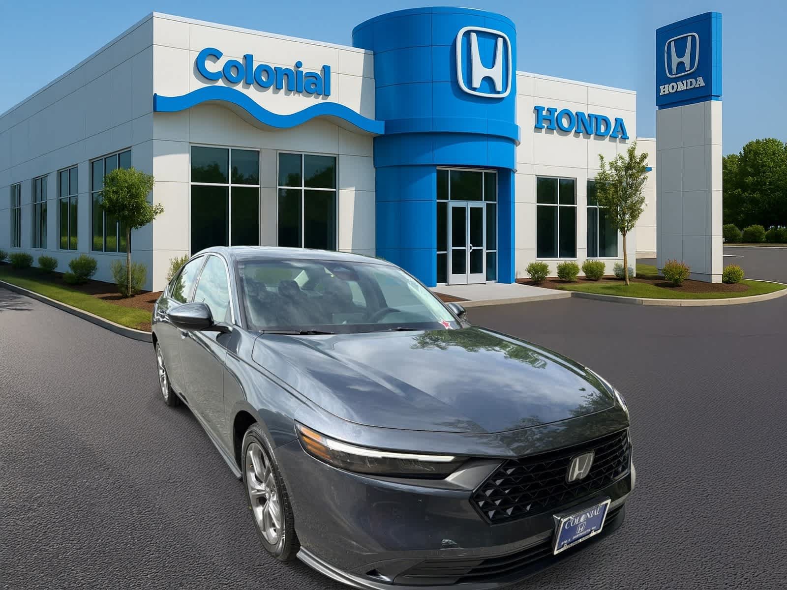 Used 2024 Honda Accord EX image 8