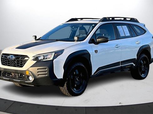 Used 2022 Subaru Outback Wilderness image 4