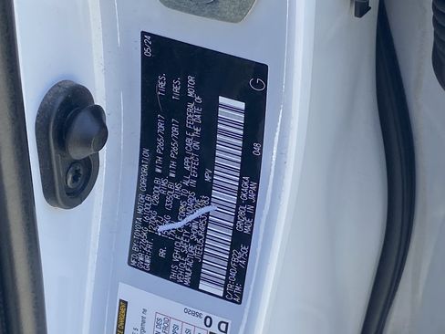 Certified 2024 Toyota 4Runner SR5 RWD image 31