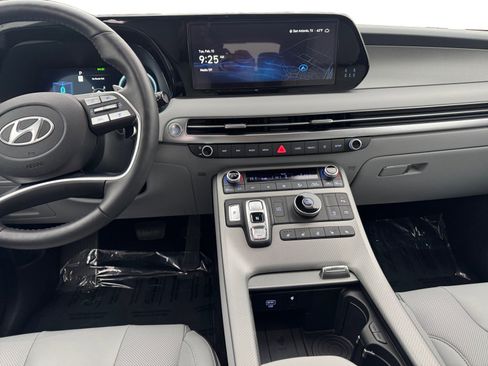 Used 2025 Hyundai Palisade SEL image 11