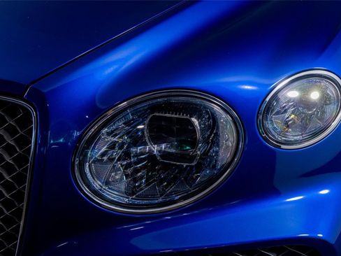 Used 2022 Bentley Bentayga Speed image 28