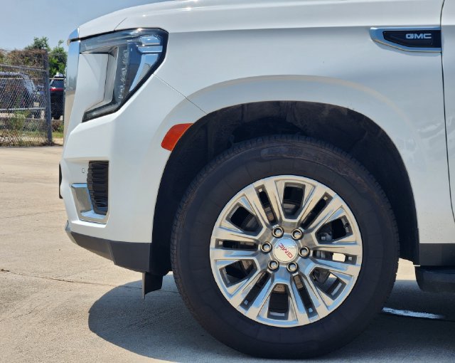 Used 2024 GMC Yukon XL Denali RWD image 8