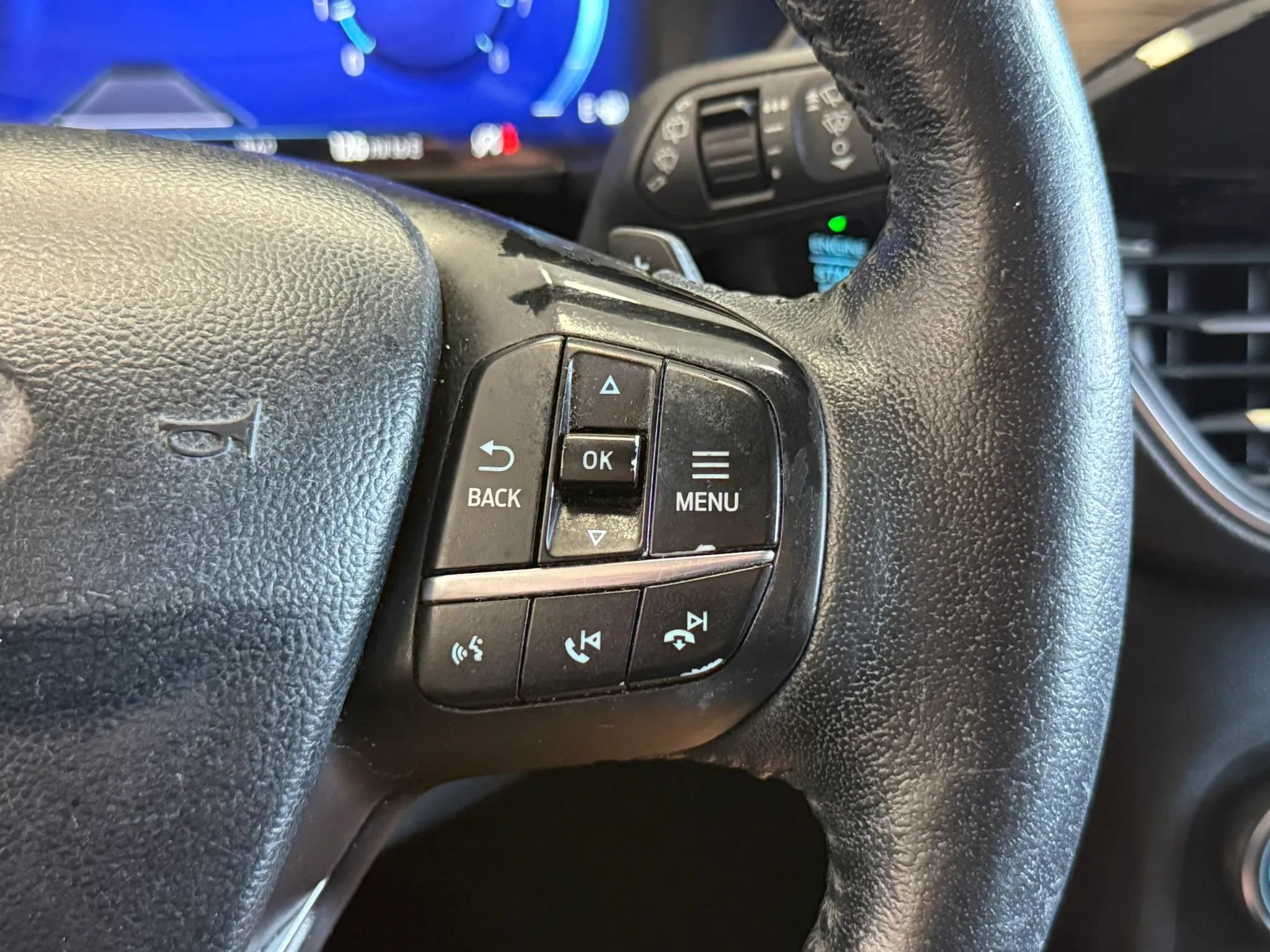 Used 2020 Ford Escape Titanium AWD/4WD image 13