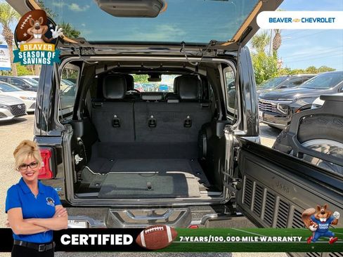 Used 2024 Jeep Wrangler High Altitude AWD/4WD image 11