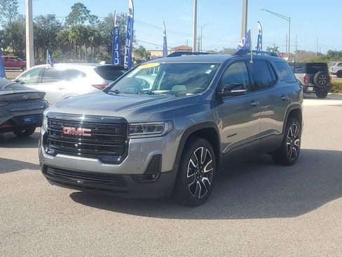 Used 2021 GMC Acadia SLT w/ Elevation Edition image 11