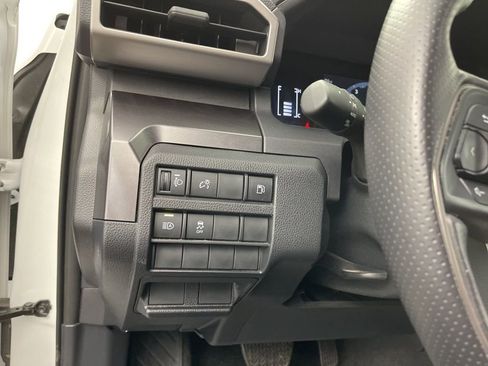 Used 2025 Toyota 4Runner SR5 image 7