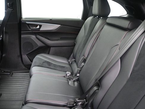 Used 2023 Acura MDX A-Spec image 15