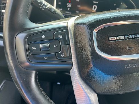 Used 2025 GMC Sierra 2500 Denali AWD/4WD image 17