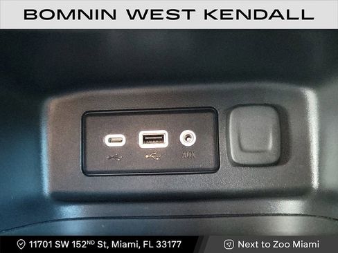 Used 2023 Chevrolet Equinox LT image 20