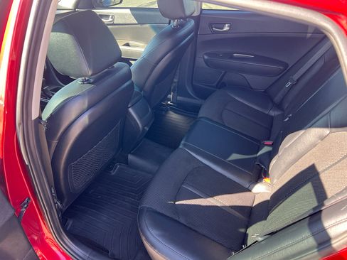 Used 2020 Kia Optima S image 16