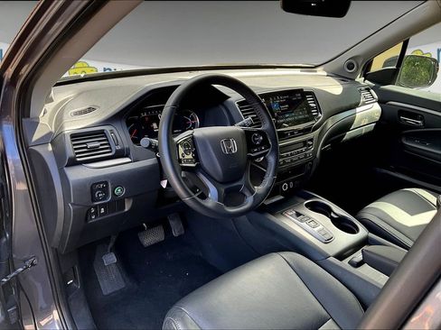 Used 2022 Honda Pilot Special Edition image 13