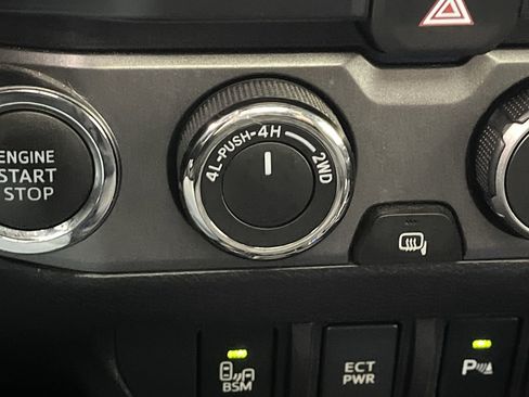 Used 2020 Toyota Tacoma TRD Sport w/ TRD Premium Sport Package image 16