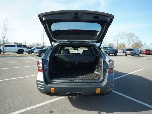 Used 2022 Subaru Outback Wilderness image 17