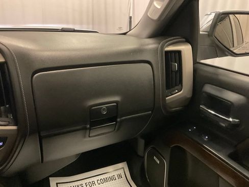 Used 2017 GMC Sierra 1500 Denali w/ Denali Ultimate Package AWD/4WD image 27