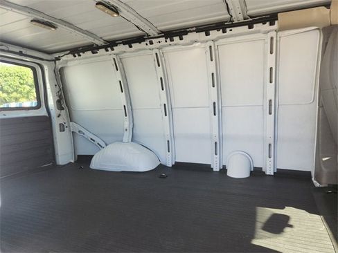 New 2025 Chevrolet Express 2500 w/ Driver Convenience Package image 9