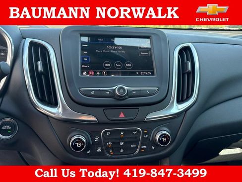 Used 2020 Chevrolet Equinox LT FWD image 17