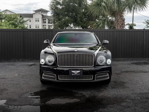 Used 2017 Bentley Mulsanne RWD image 9