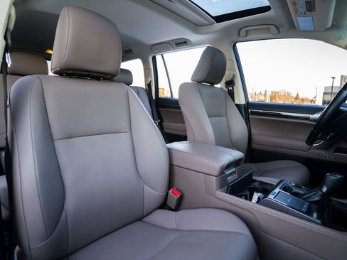 Used 2022 Lexus GX 460 Premium image 15