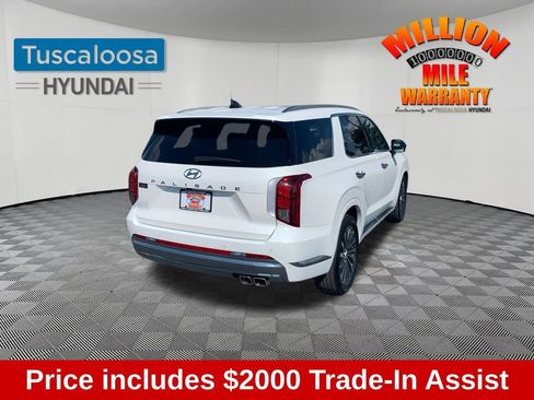 Used 2025 Hyundai Palisade Calligraphy FWD image 8